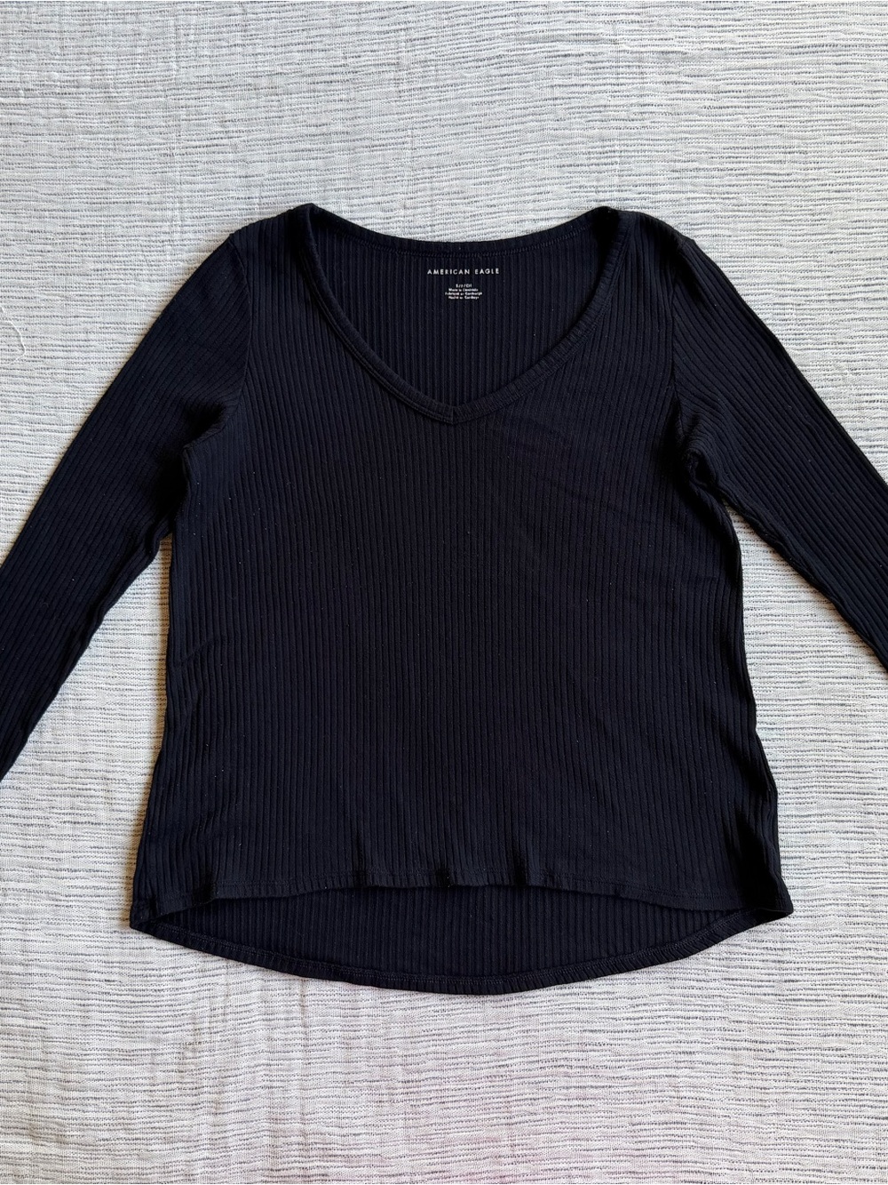 AE Black Ribbed V-Neck Long Sleeve Tee